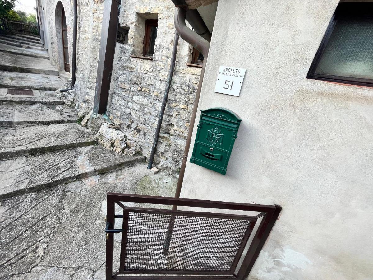 Appartamento A Valle San Martino Di 스폴레토 외부 사진