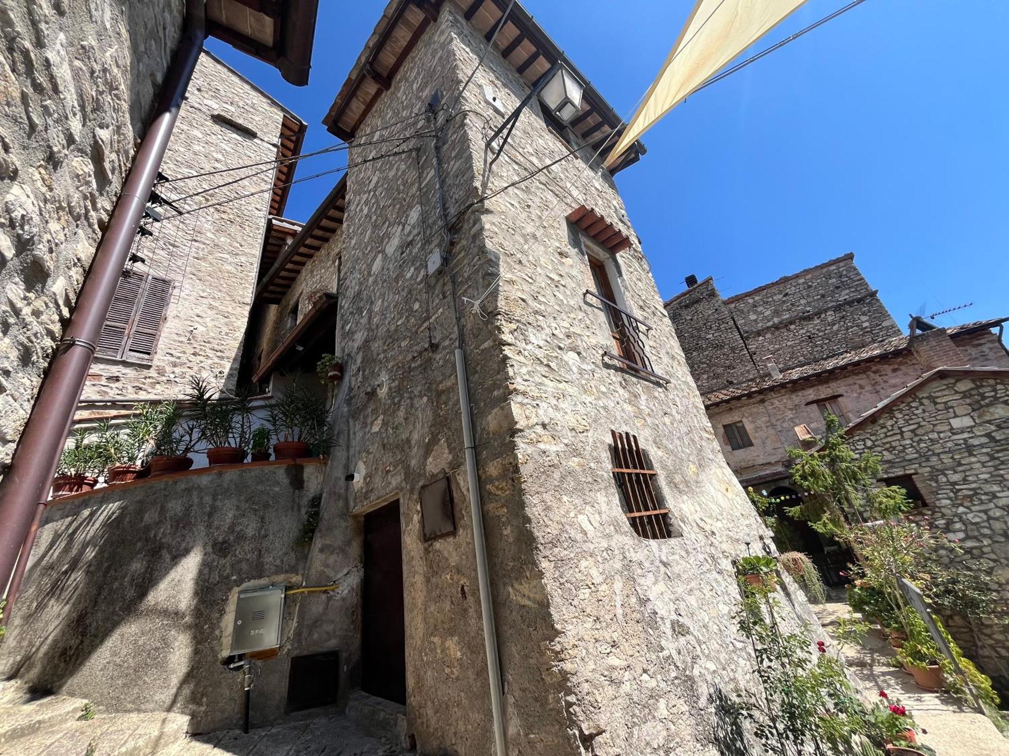Appartamento A Valle San Martino Di 스폴레토 외부 사진