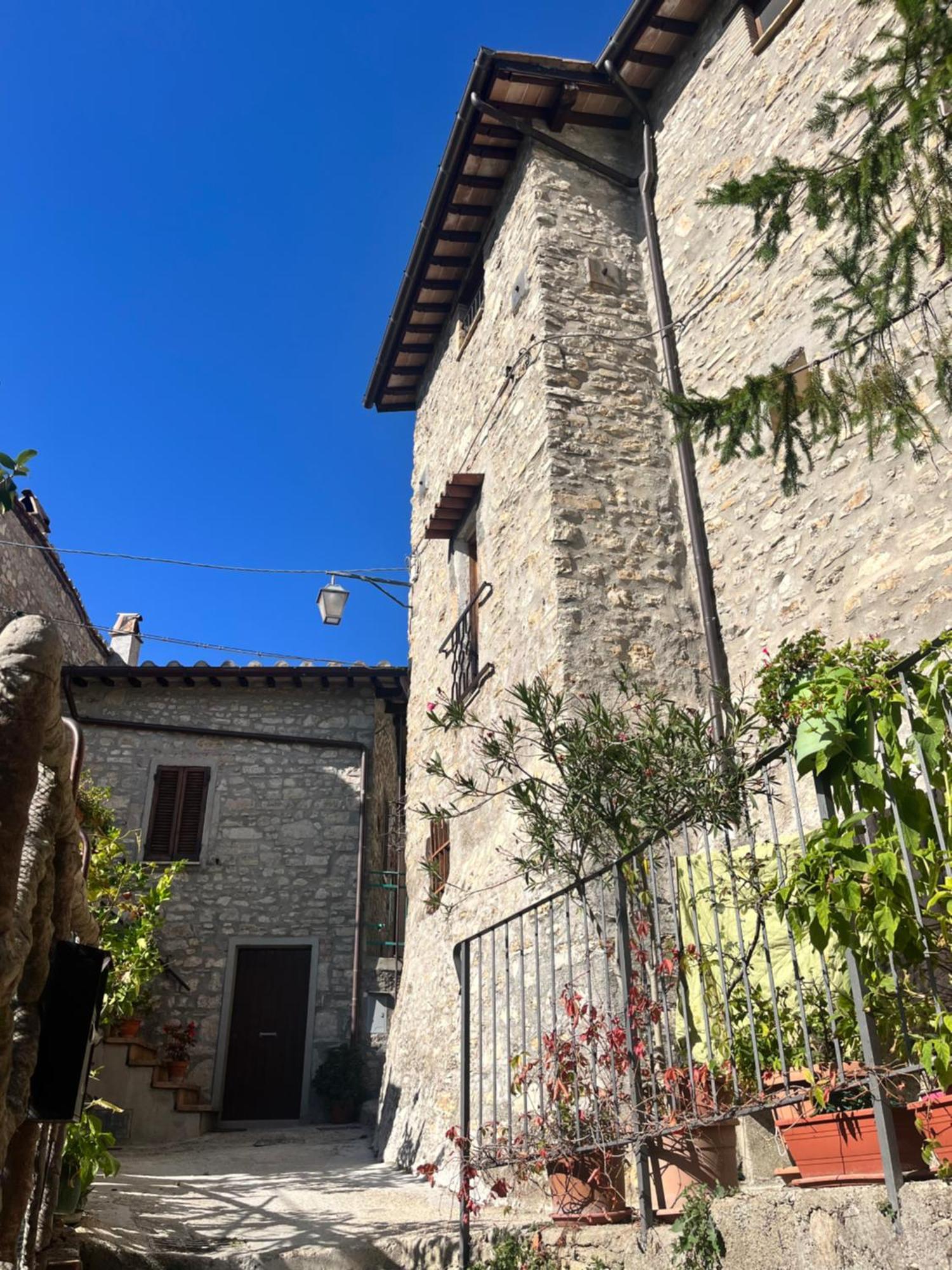 Appartamento A Valle San Martino Di 스폴레토 외부 사진